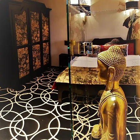 Bed & Breakfast Chambers'n Charm Boutique