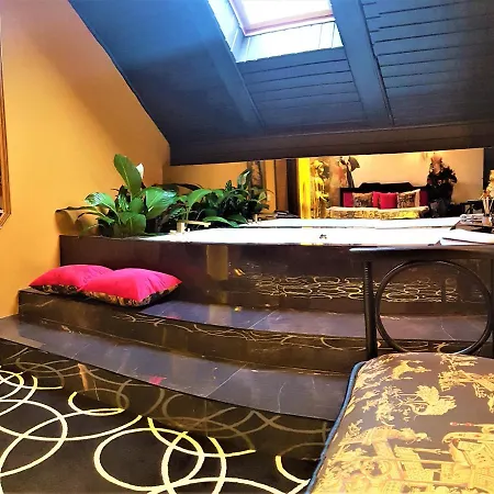 Bed & Breakfast Chambers'n Charm Boutique Brasov