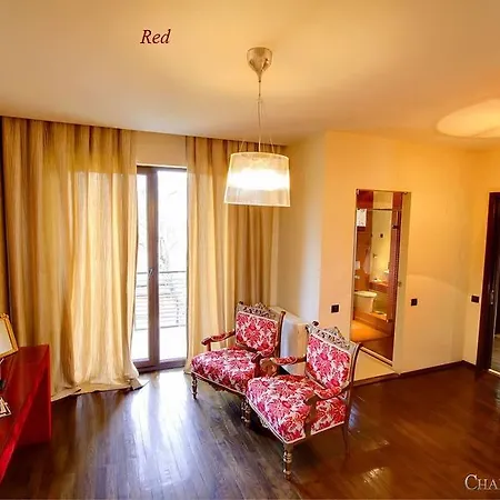 Bed and Breakfast Chambers'n Charm Boutique