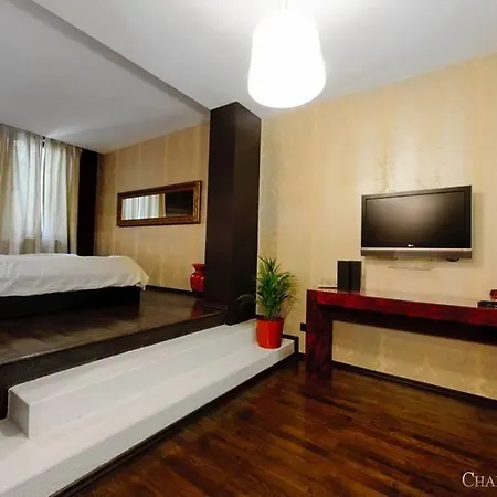 Chambers'n Charm Boutique Bed and Breakfast Μπρασόβ