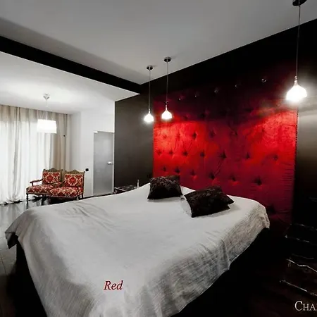Chambers'n Charm Boutique Brasov