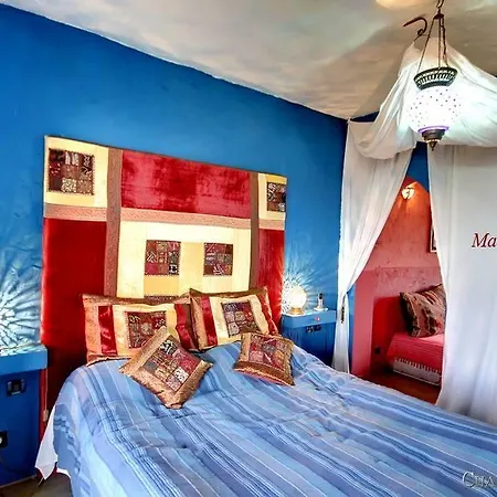 Chambers'n Charm Boutique Μπρασόβ