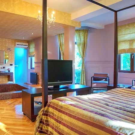 Bed & Breakfast Chambers'n Charm Boutique