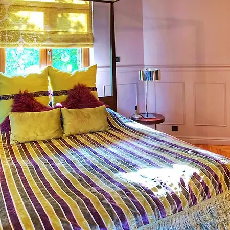 Bed & Breakfast Chambers'n Charm Boutique Brasov