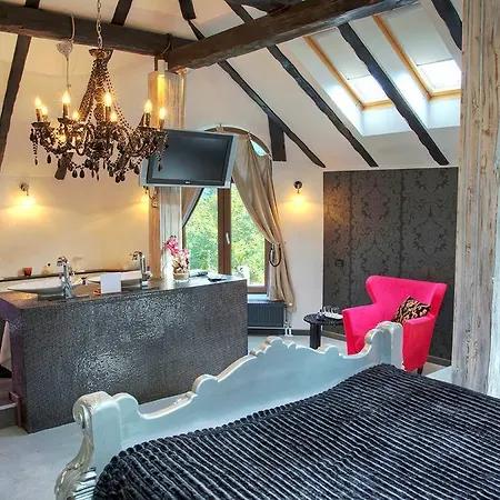 Chambers'n Charm Boutique Μπρασόβ