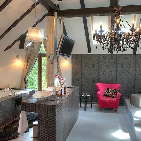 Bed & Breakfast Chambers'n Charm Boutique