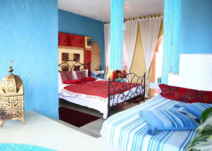 Chambers'n Charm Boutique