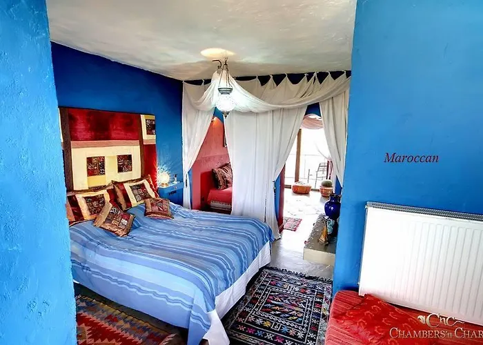 Chambers'n Charm Boutique 4*