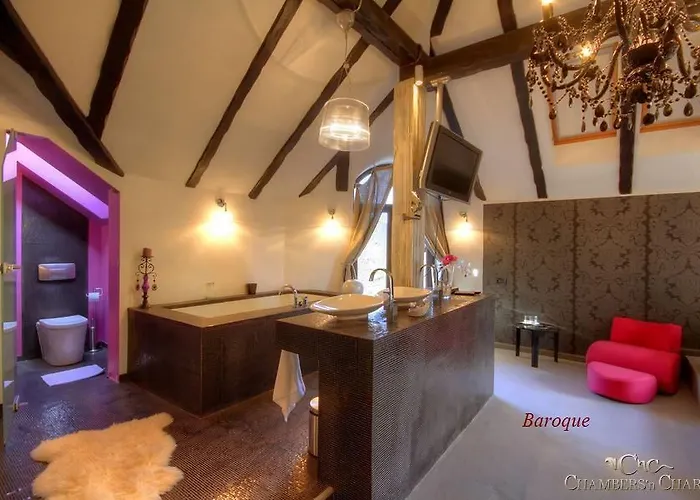 Bed & Breakfast Chambers'n Charm Boutique