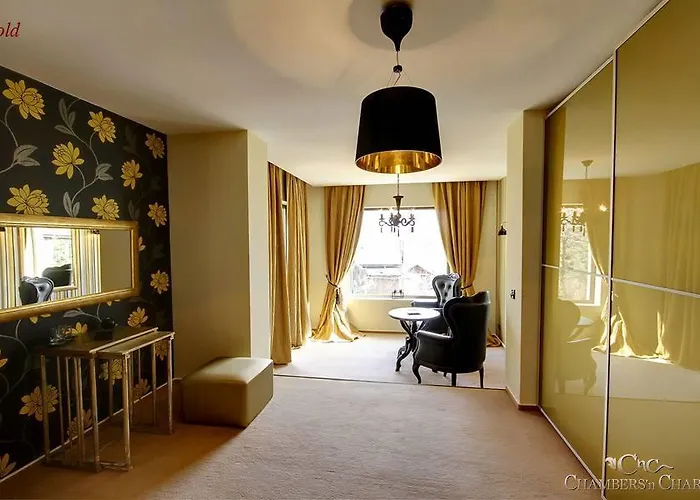 Chambers'n Charm Boutique 4* Brašov