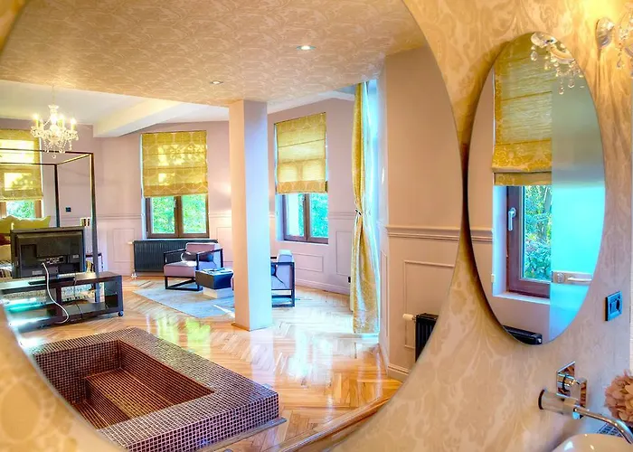 Bed & Breakfast Chambers'n Charm Boutique 4*