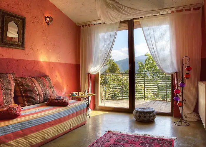 Bed & Breakfast Chambers'n Charm Boutique